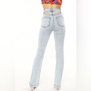 NWOT Revive Denim Avalon/ Bayside jean